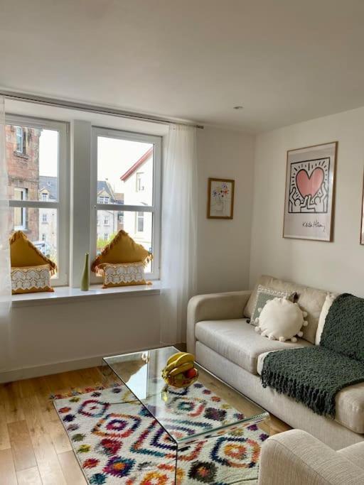 3-Bedroom Flat In The City Centre Next To The River Ness Инвернес Екстериор снимка