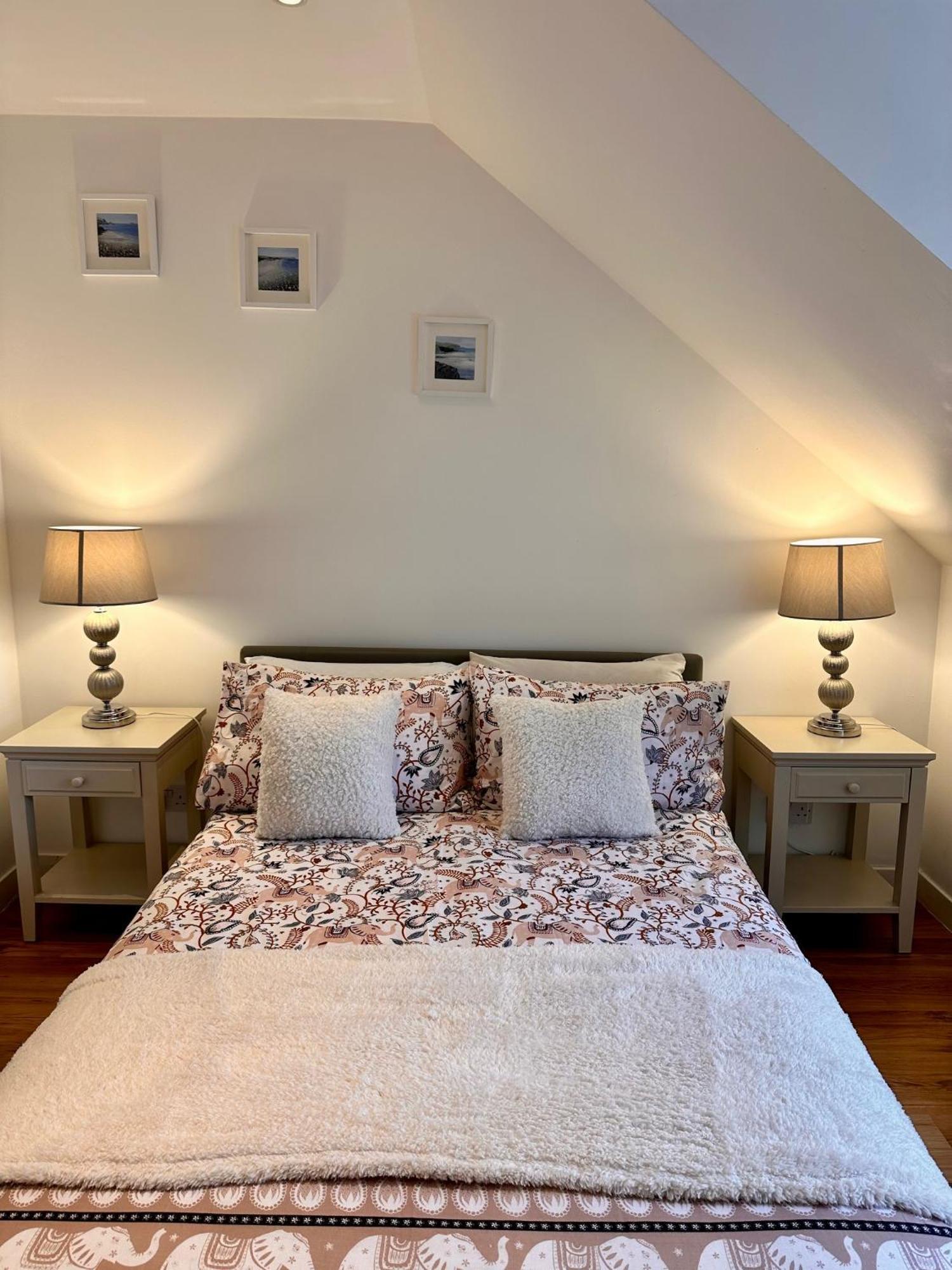 3-Bedroom Flat In The City Centre Next To The River Ness Инвернес Екстериор снимка